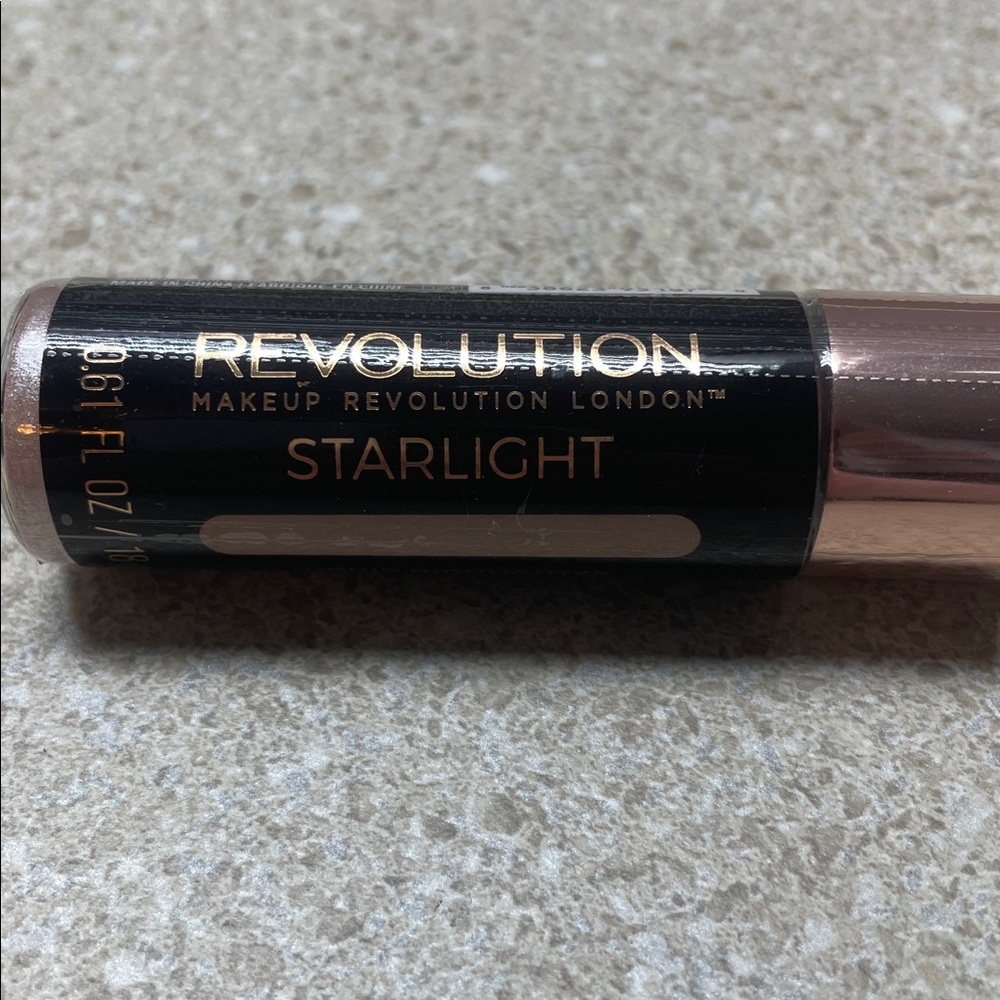 Makeup Revolution Starlight Liquid Highlighter New/Sealed